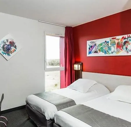 Hotel The Originals City, Pont Rouge 3*