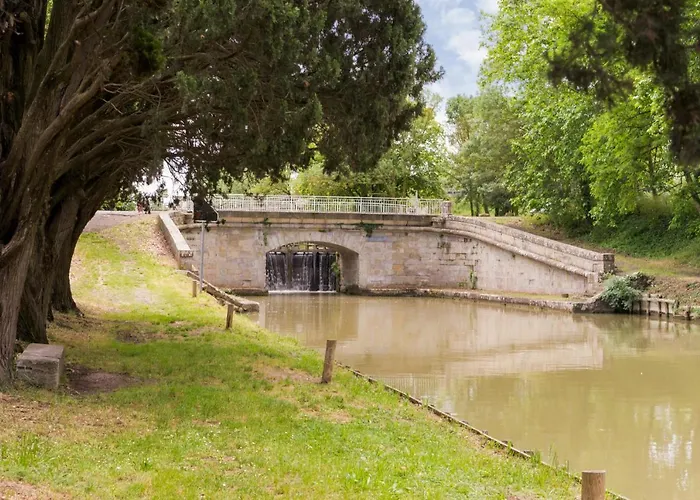 酒店 Pont Rouge , 卡尔卡松