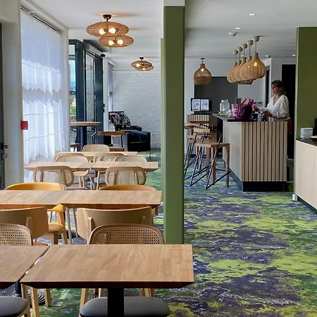 The Originals City, Pont Rouge Hotel